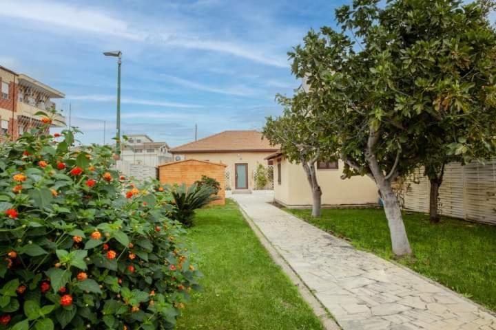 Rosilienza Suites Private Spa, Patio Garden Free Trasfer To & From Airport Fiumicino Exteriér fotografie